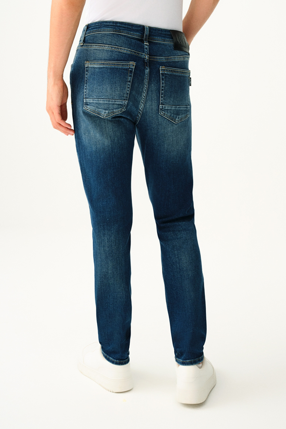 IMG-PRODUCT