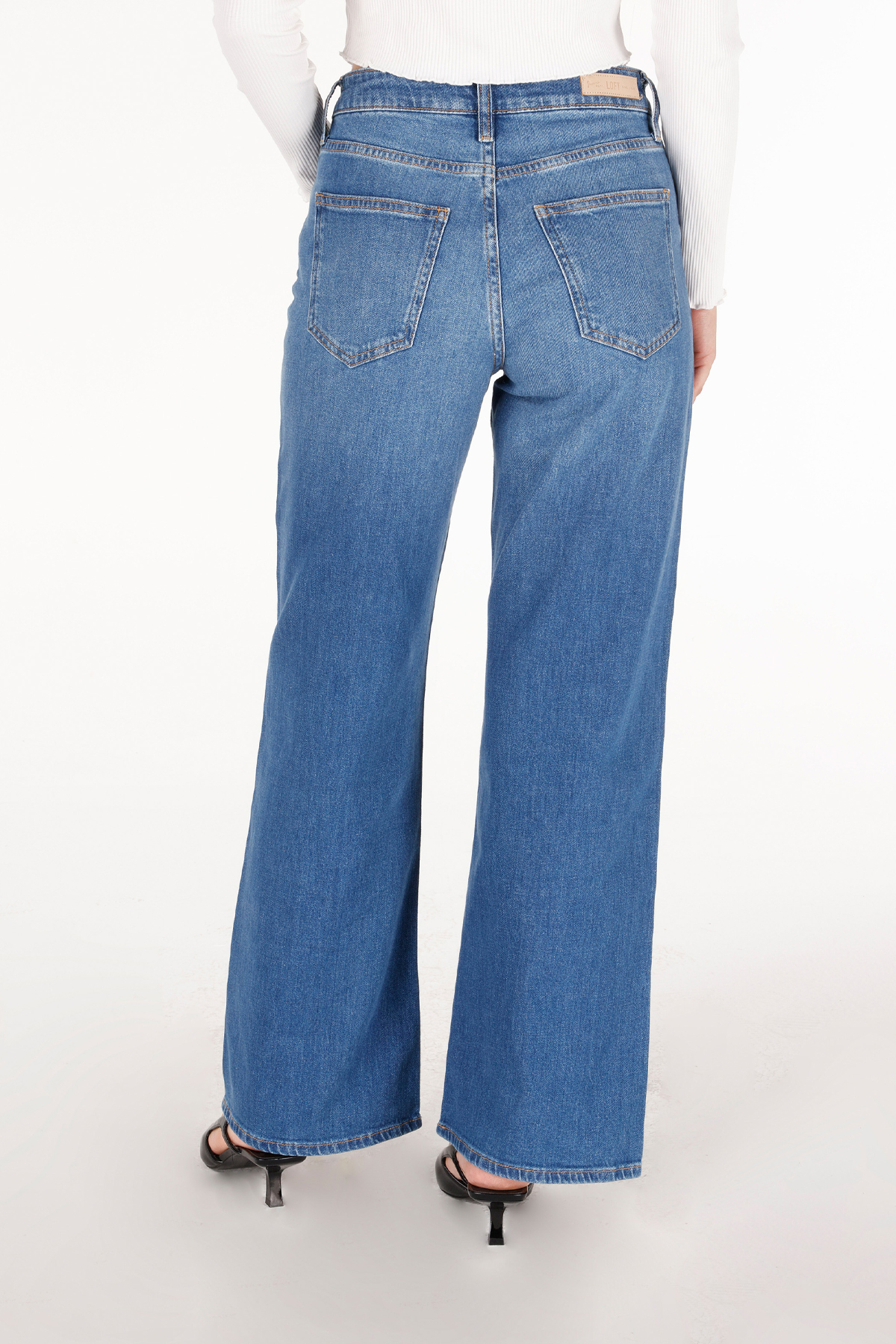 IMG-PRODUCT