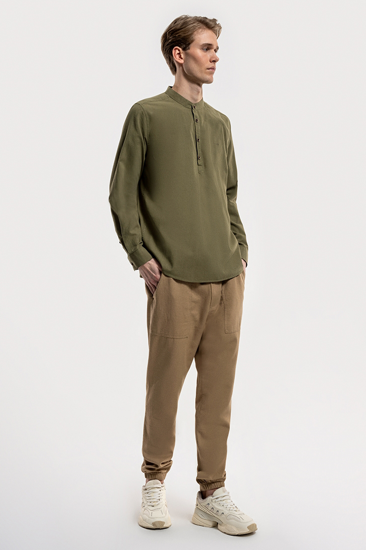 LF2031839