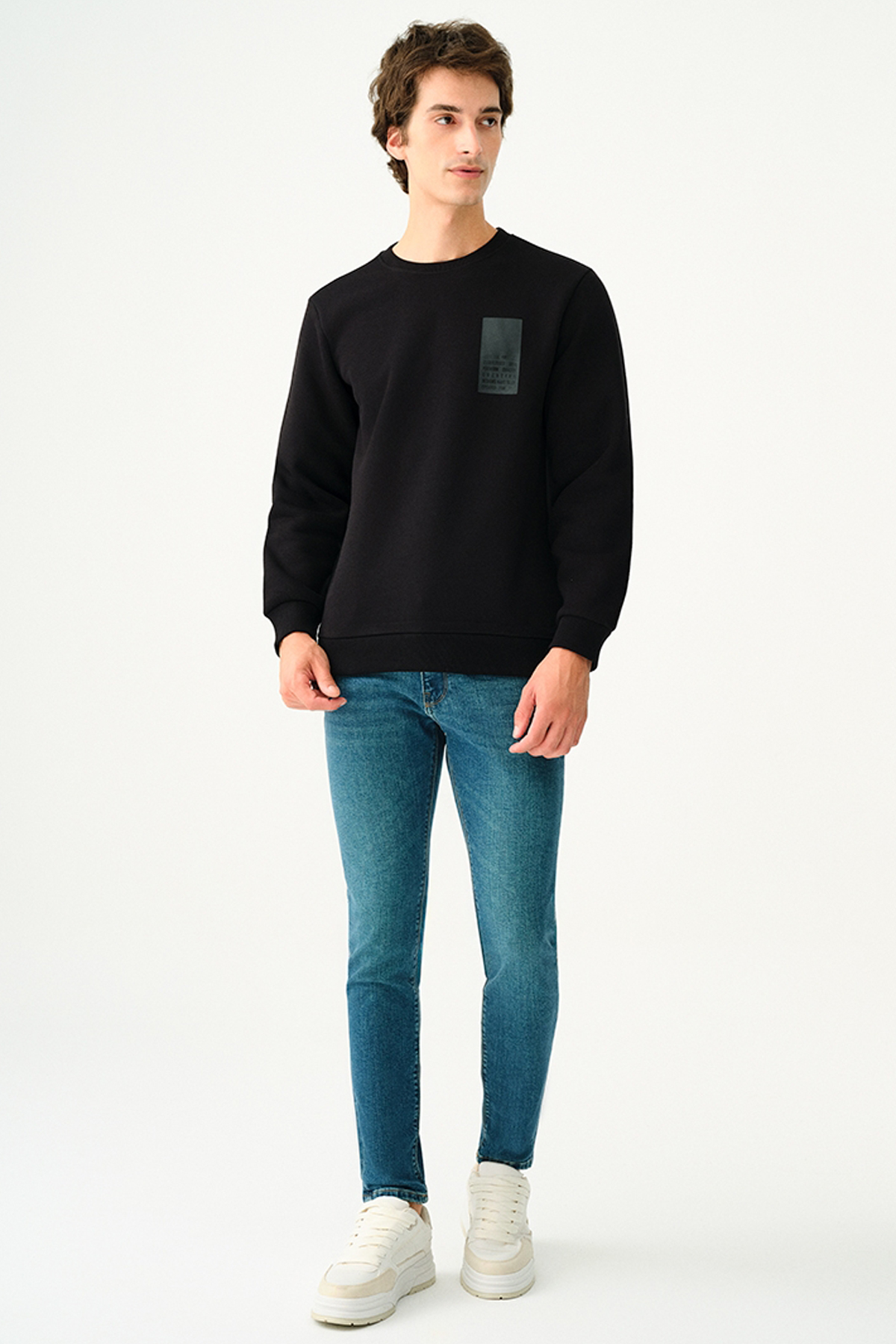 LF2037021